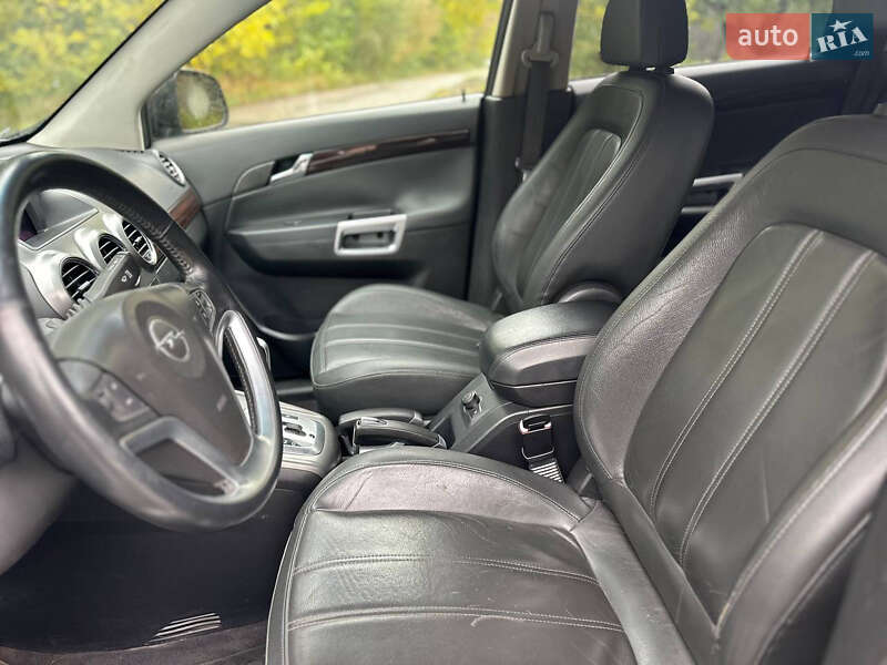 Внедорожник / Кроссовер Opel Antara 2008 в Киеве