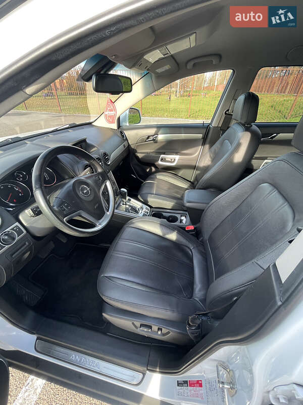 Позашляховик / Кросовер Opel Antara 2014 в Луцьку