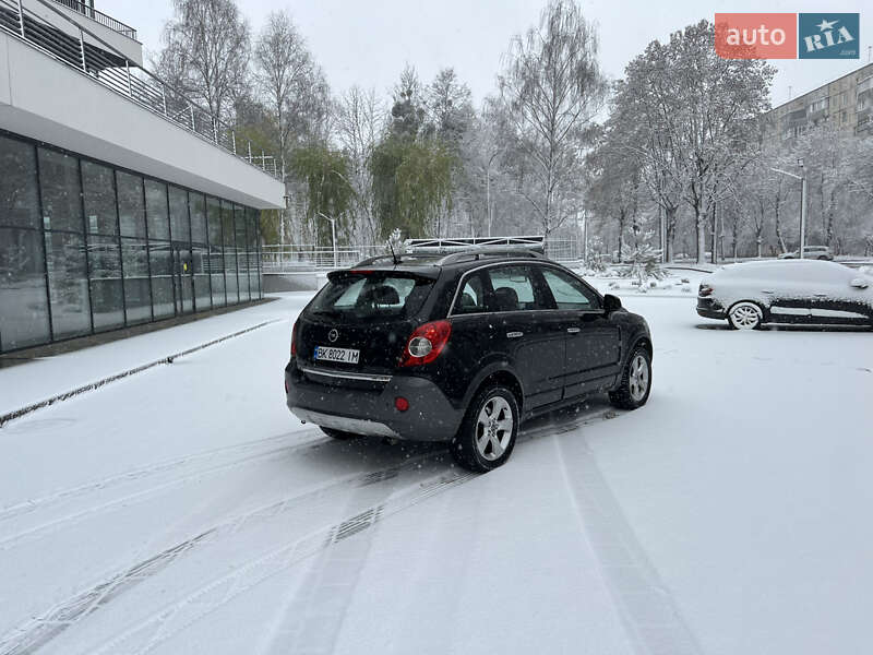 Внедорожник / Кроссовер Opel Antara 2007 в Ровно