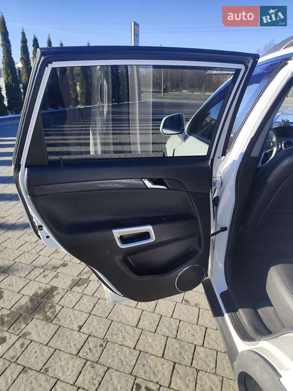 Внедорожник / Кроссовер Opel Antara 2009 в Надворной