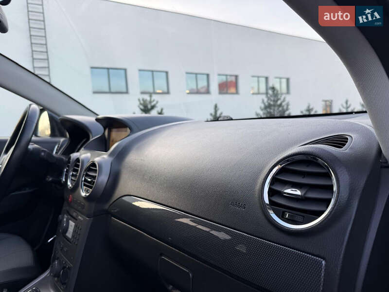 Позашляховик / Кросовер Opel Antara 2010 в Луцьку