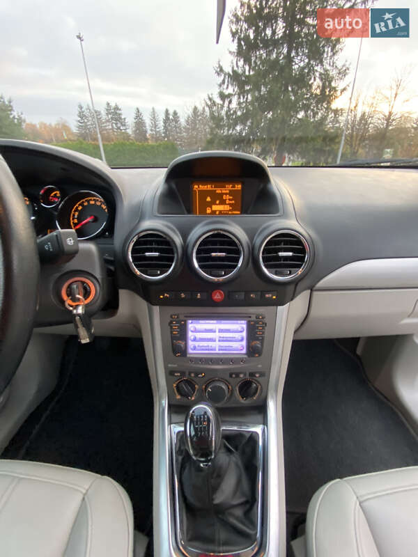 Внедорожник / Кроссовер Opel Antara 2013 в Луцке