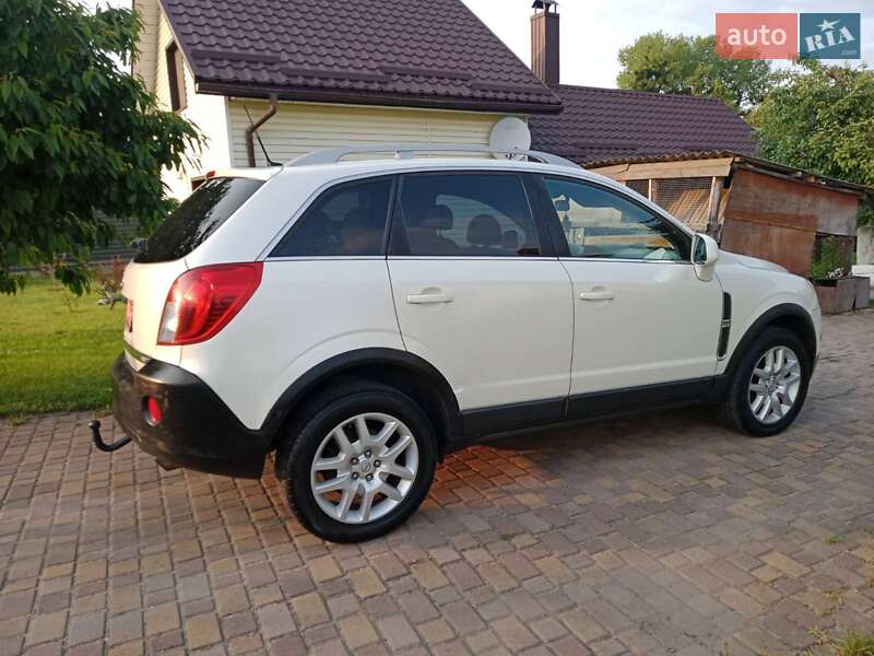 Внедорожник / Кроссовер Opel Antara 2012 в Ровно