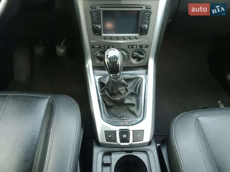 Внедорожник / Кроссовер Opel Antara 2012 в Ровно