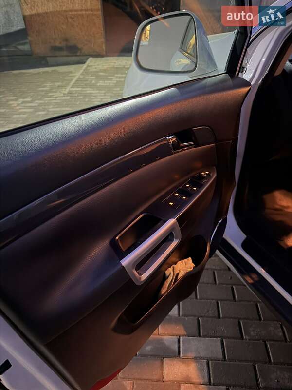 Позашляховик / Кросовер Opel Antara 2011 в Хмельницькому