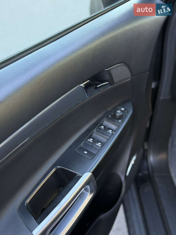 Позашляховик / Кросовер Opel Antara 2013 в Івано-Франківську