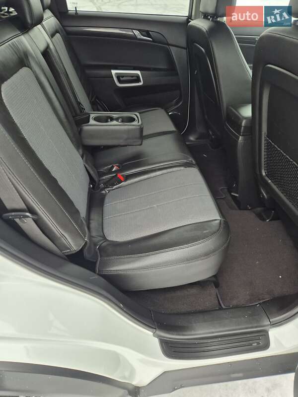 Внедорожник / Кроссовер Opel Antara 2011 в Харькове