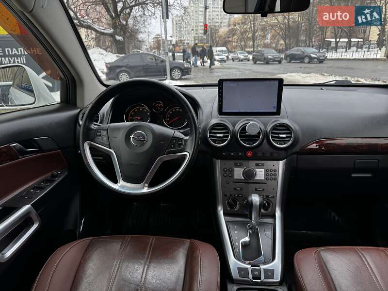Внедорожник / Кроссовер Opel Antara 2012 в Киеве