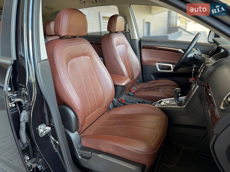 Внедорожник / Кроссовер Opel Antara 2011 в Киеве