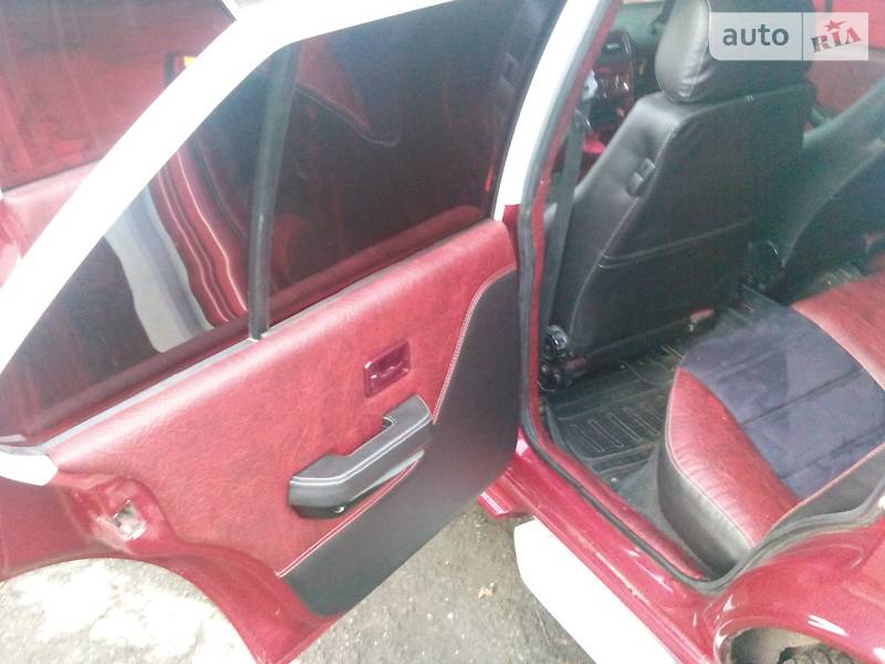 Седан Opel Ascona 1988 в Ивано-Франковске