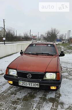 Хэтчбек Opel Ascona 1984 в Дунаевцах