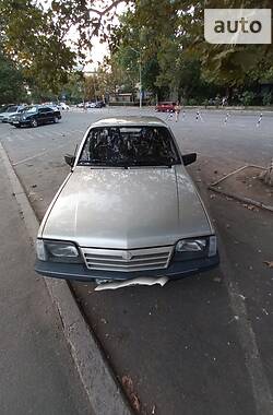 Седан Opel Ascona 1986 в Одессе