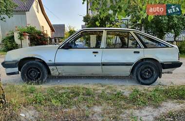 Хетчбек Opel Ascona 1987 в Кременці