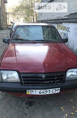 Седан Opel Ascona 1986 в Днепре