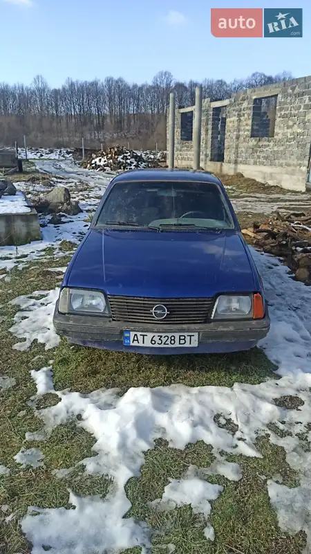 Opel Ascona 1986
