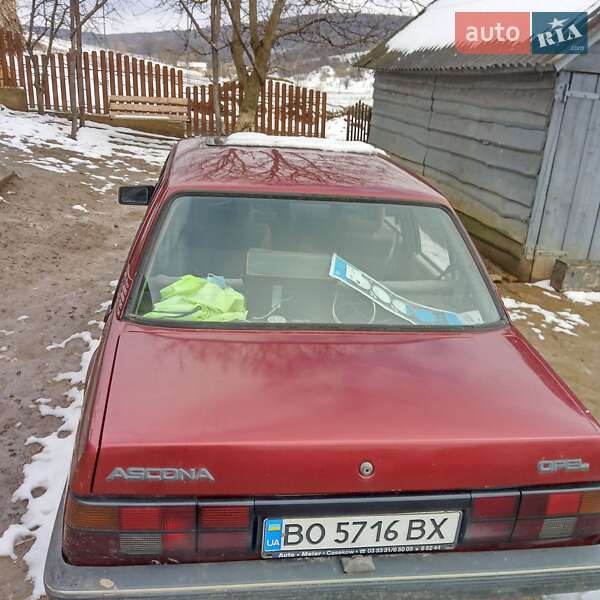Седан Opel Ascona 1988 в Тернополе