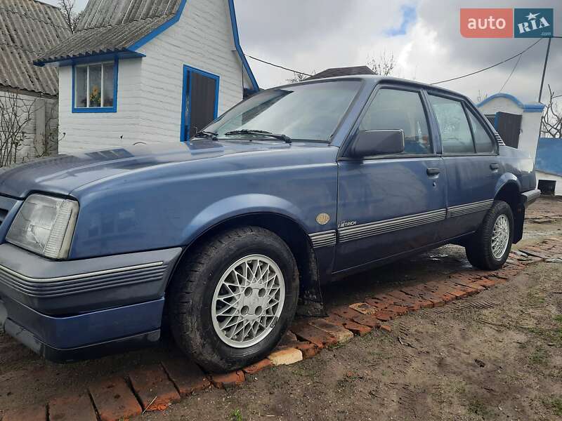 Седан Opel Ascona 1987 в Сквире