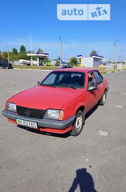Седан Opel Ascona 1987 в Харькове