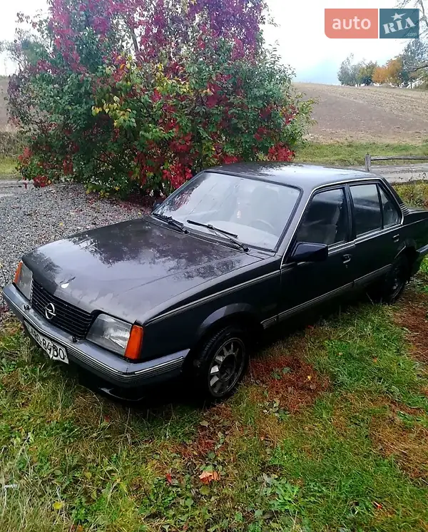 Opel Ascona 1986