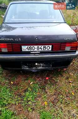 Седан Opel Ascona 1986 в Ровно