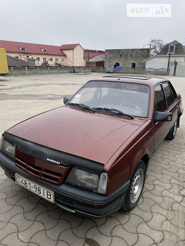 Седан Opel Ascona 1987 в Городенке