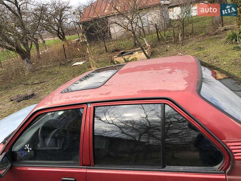 Седан Opel Ascona 1986 в Луцке