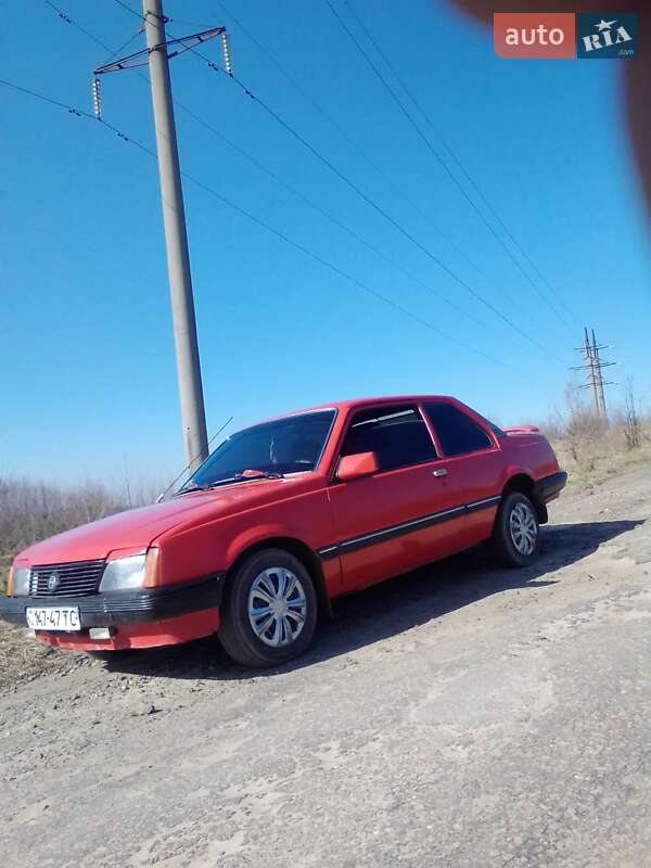 Седан Opel Ascona 1982 в Перемышлянах