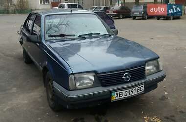 Седан Opel Ascona 1988 в Виннице
