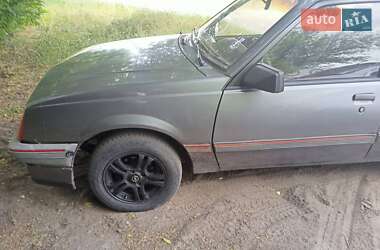 Седан Opel Ascona 1986 в Днепре
