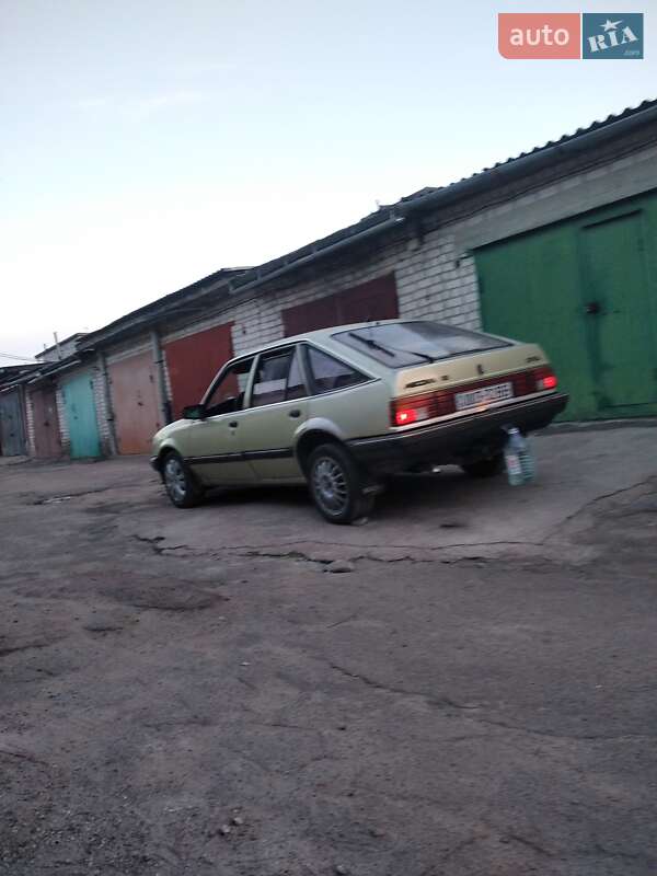 Хэтчбек Opel Ascona 1986 в Житомире