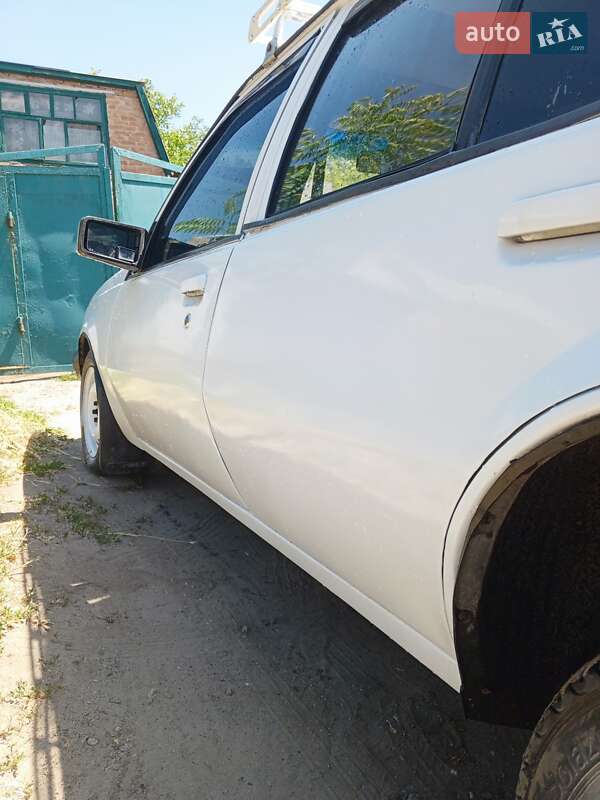 Седан Opel Ascona 1987 в Кропивницком фото 4 Седан Opel Ascona 1987 в Кропивницком