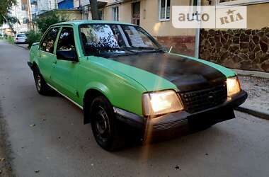 Седан Opel Ascona 1985 в Стрию