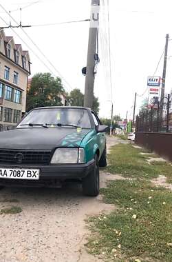 Купе Opel Ascona 1982 в Чернігові