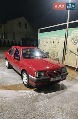 Седан Opel Ascona 1988 в Томашполі