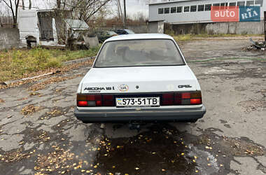 Седан Opel Ascona 1988 в Червонограде