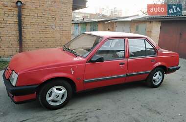 Седан Opel Ascona 1986 в Хмельницком