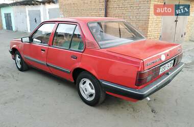 Седан Opel Ascona 1986 в Хмельницком