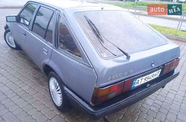 Хэтчбек Opel Ascona 1987 в 