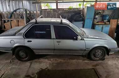 Хэтчбек Opel Ascona 1988 в 