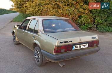 Седан Opel Ascona 1988 в 