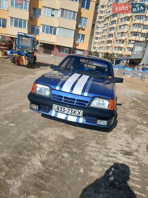 Opel Ascona 1985