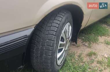 Хэтчбек Opel Ascona 1986 в 