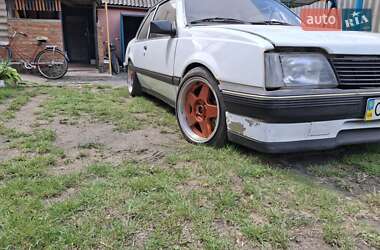 Купе Opel Ascona 1983 в Городище