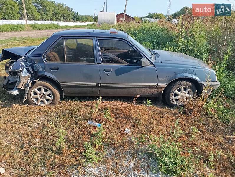 Седан Opel Ascona 1988 в Новом фото 10 Седан Opel Ascona 1988 в Новом