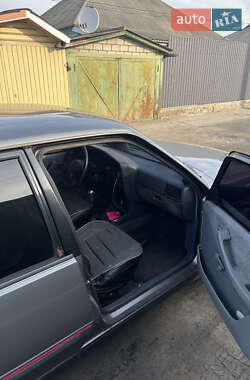 Хэтчбек Opel Ascona 1986 в 