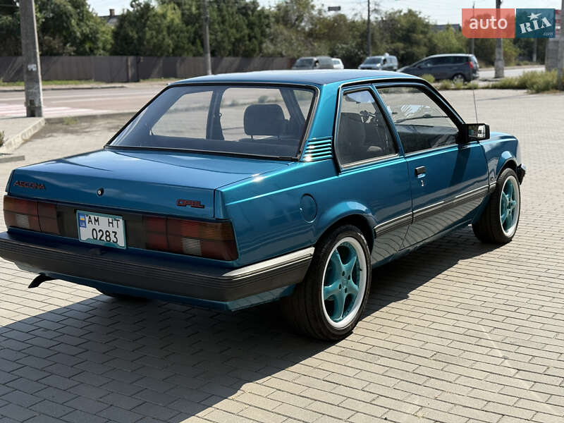 Купе Opel Ascona 1987 в Житомире