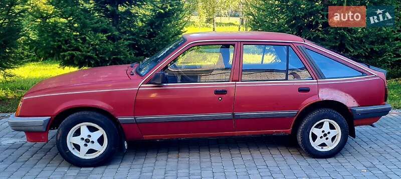 Хетчбек Opel Ascona 1986 в Ратному фото 4 Хетчбек Opel Ascona 1986 в Ратному