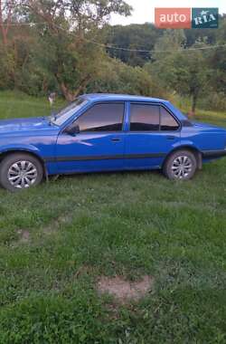 Седан Opel Ascona 1988 в Сторожинці