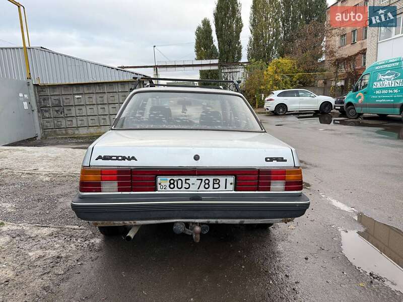 Седан Opel Ascona 1984 в Виннице