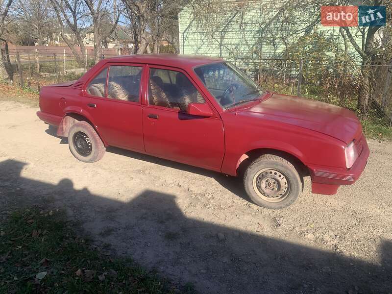 Седан Opel Ascona 1986 в Калуше фото Седан Opel Ascona 1986 в Калуше